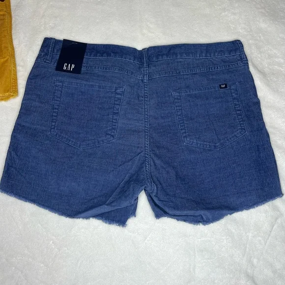 Gap Corduroy Shorts - 2 pair - Picture 4 of 7